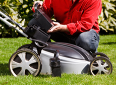 Fitting Replacement Lawnmower Batteries